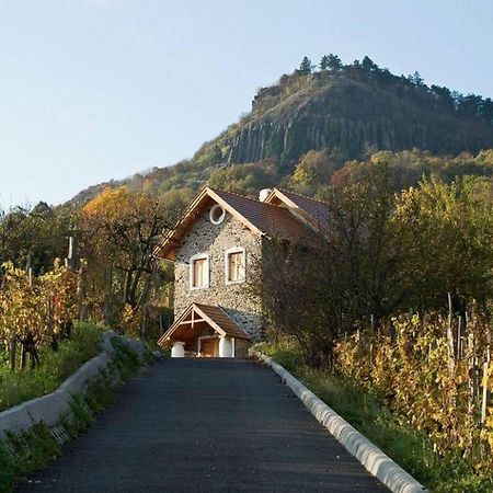 Sárkányles Vendégház Kisapati Esterno foto