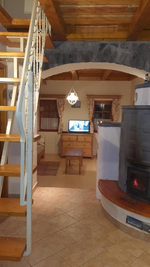Sárkányles Vendégház Kisapati Esterno foto