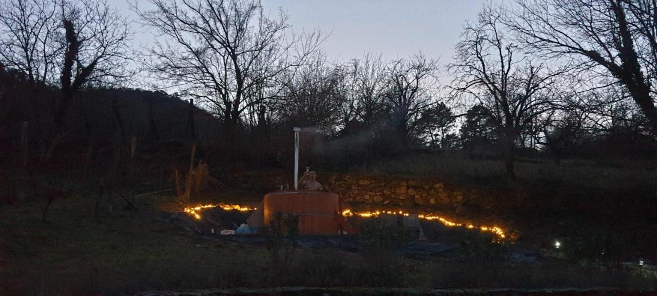Sárkányles Vendégház Kisapati Esterno foto